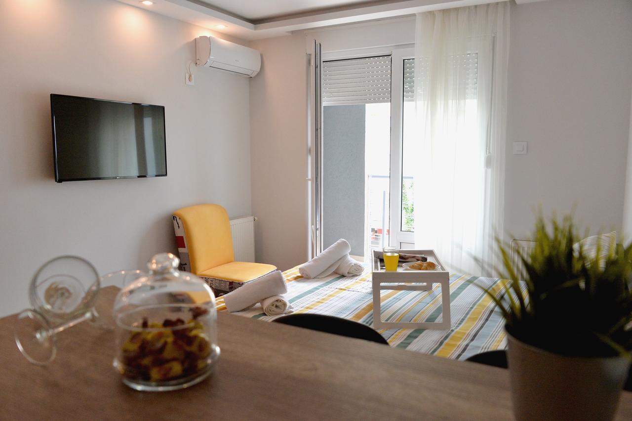 Apartment Pleasure Novi Sad Exterior foto