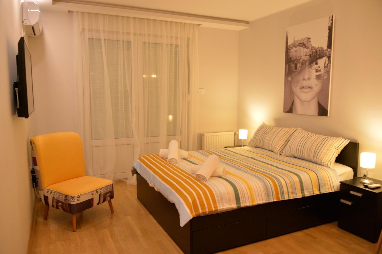 Apartment Pleasure Novi Sad Exterior foto